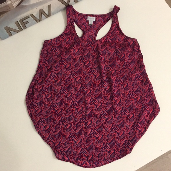 Dynamite Chevron Patterned Tank - Picture 3 of 3